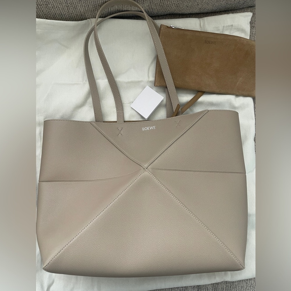 Loewe medium horizontal puzzle fold Leather Tote - Picture 5 of 11